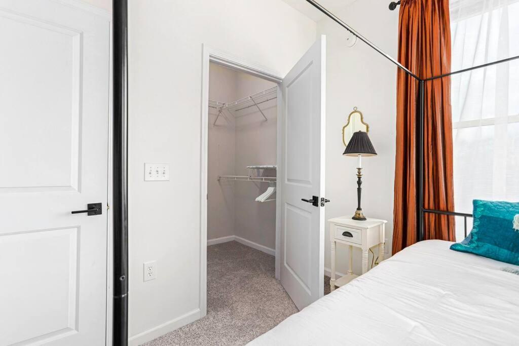 Entire Condo - Urban Safari In The Heart Of Atl Atlanta Exterior foto